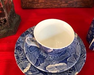 Spode Blue room collection sunflower, dessert, tea cup and saucer
