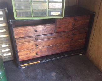 Wood tool cabinet