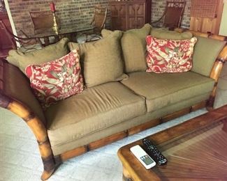 Karpon sofa