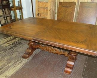 Banquet Table w/2 Leaves