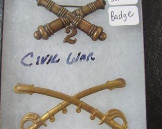 Civil War Crossed Sabres Badge/Pins