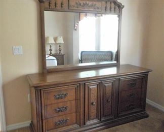 Triple dresser w/mirror - 2 pc. 72"w x 20"d x 43"t https://ctbids.com/#!/description/share/209081