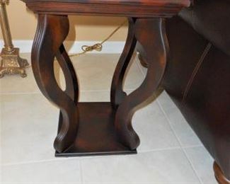 Square wood side table w/bottom shelf 23" tall https://ctbids.com/#!/description/share/209131