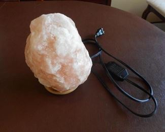 Salt lamp - 7 1/2" tall https://ctbids.com/#!/description/share/209347