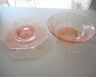 Vintage pink glass bowl & plate    https://ctbids.com/#!/description/share/209352