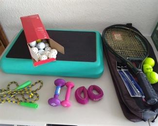 Lot of 12 pc sports items - golf, tennis, exercise https://ctbids.com/#!/description/share/210136