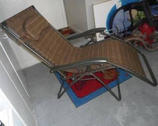 Nice quality brown reclining gravity lounger w/pillow https://ctbids.com/#!/description/share/210481