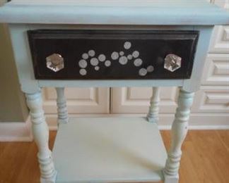 cute painted wood table, 27" tall x 18 wide x 14 deep https://ctbids.com/#!/description/share/210647