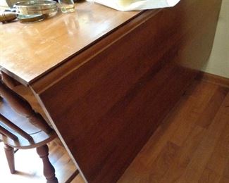 drop leaf table
