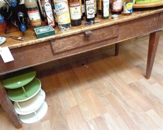 kitchen table, one side drops