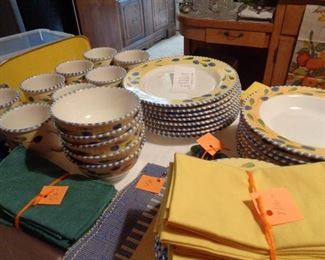 set of china, yellow & blue