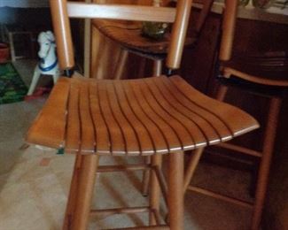 4 of these bar stools