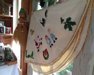 vintage tree skirt