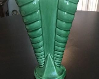 McCoy USA Green Vase https://ctbids.com/#!/description/share/207457
