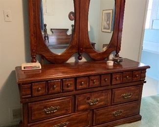 Solid pine dresser with double mirror 