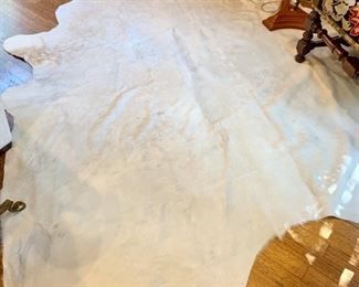 White hide rug