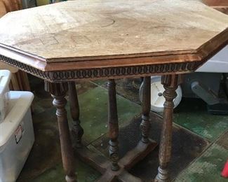 Small octagon table