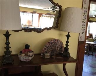 Vintage mirrors and lamps