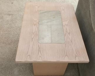 Gangso End Table