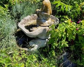 #39 double bird bath as is You move $60.00