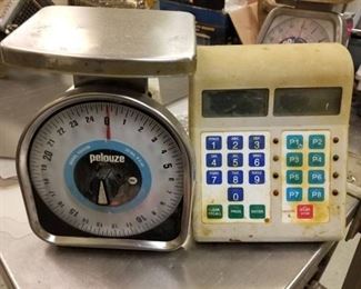 2 Food Scales