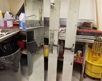 3 Mirrors