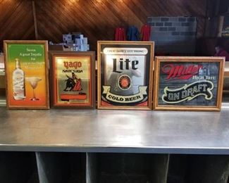 4 Beer Signs