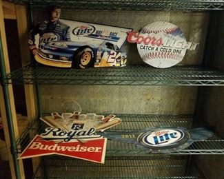 5 Metal Beer Signs