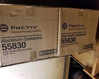 2 Boxes Of 8in Round Aluminum Containers