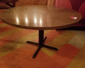 48in Round Table