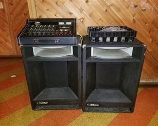 Yamaha Mixer 150 and 2 Speakers