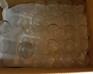 (18) 8 oz Glasses