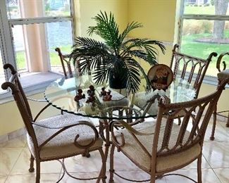 48" Round (w/Scalloped Edge) Metal Base and Glass Top Dinette w/4 Chairs - $495 - (30H)