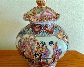 Chinese Hand-painted Porcelain Jar