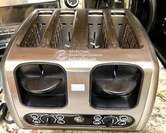 GE 4-Slice (Bagel) Toaster