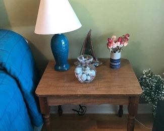 NIGHT TABLE IN GUEST ROOM 