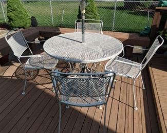 $100  White 5 piece patio set