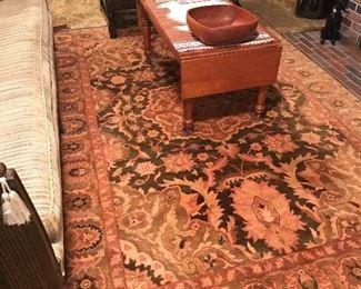 Nice wool rug, with drop leaf coffee table.