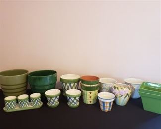 Ceramic Pots https://ctbids.com/#!/description/share/208373