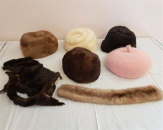 Vintage Fur Hats https://ctbids.com/#!/description/share/210653