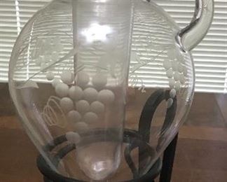 Austrian wine aerator and dispenser 