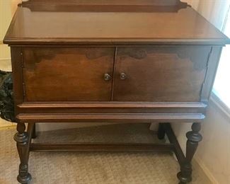 Antique Tomlinson sideboard 