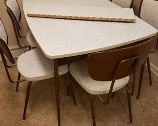 MCM kitchen table (w/leaf) and 5 chairs