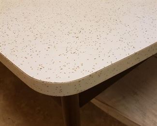 Detail of table