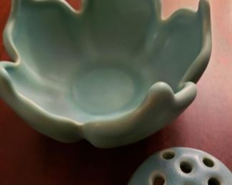 Vintage Van Briggle "Lotus" bowl w/frog
