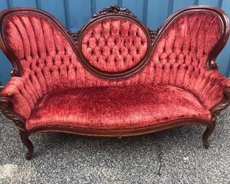 Victorian Sofa Excellent Condition