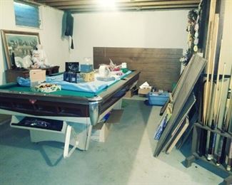 AMF Pool table