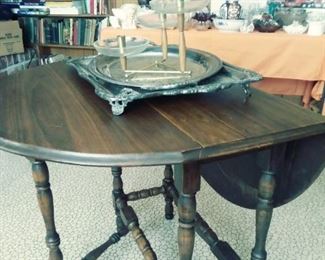 gate leg table