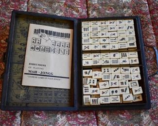 Mahjong set