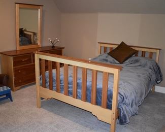 Twin over queen bunk bed